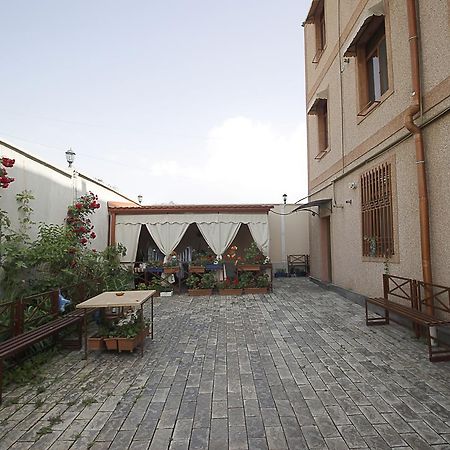 Planet Hotel Jereván Kültér fotó